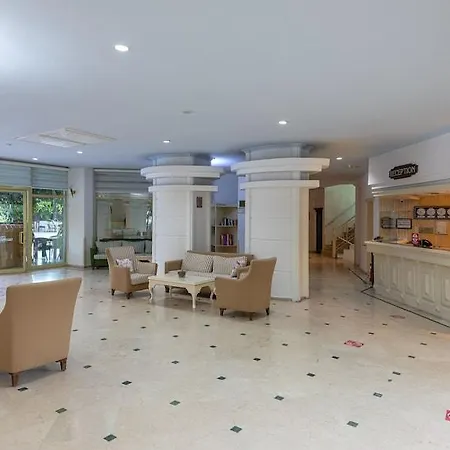 Hotel Faros Grand 3*