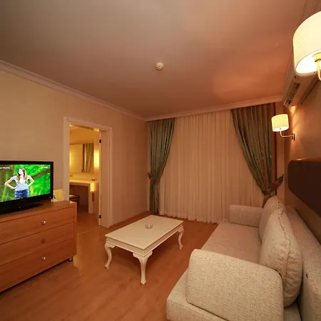 Hotel Faros Grand Hotel 3*