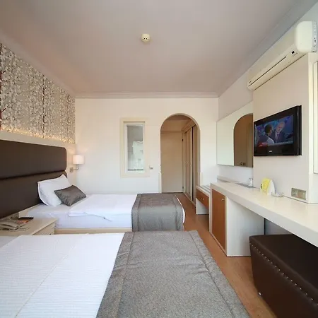 Faros Grand Hotel 3* Marmaris